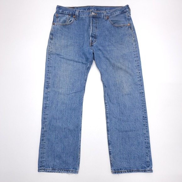 Levi's 501 Jeans Mens 35x28 Blue Denim  Stonewash Button Fly Made in Haiti - Picture 1 of 9